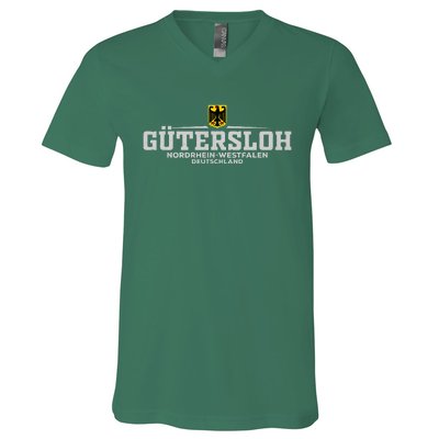 Gutersloh Nordrheinwestfalen Deutschland Germany V-Neck T-Shirt