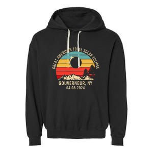 Gouverneur Ny New York Total Solar Eclipse 2024 Garment-Dyed Fleece Hoodie