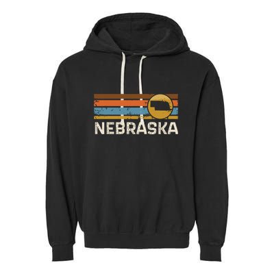 Graphic Nebraska Us State Map Vintage Retro Stripes Garment-Dyed Fleece Hoodie