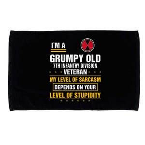 Grumpy Old 7th Infantry Division Veteran Father Day Microfiber Hand Towel