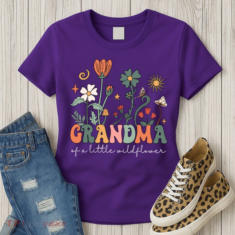 Grandma Of A Little Wildflower Family Matching Womens T-Shirt