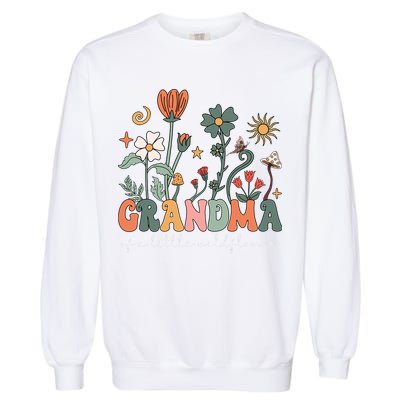 Grandma Of A Little Wildflower Family Matching Garment-Dyed Sweatshirt