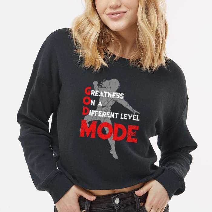 Greatness On A Different Level Mode Cropped Pullover Crew