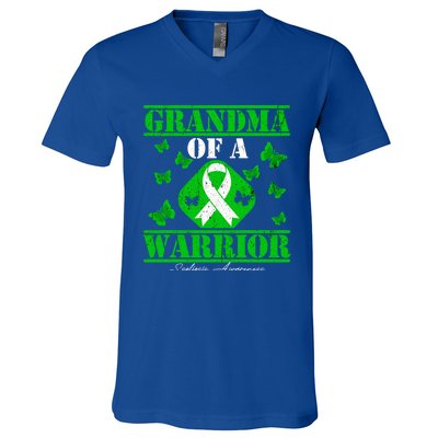 Grandma Of A Scoliosis Warrior Vintage Scoliosis Awareness Gift V-Neck T-Shirt