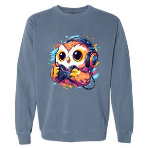 Gamer Owl Kawaii Owl Anime Funny Gaming Cute Owl Video Gamer Garment-Dyed Sweatshirt