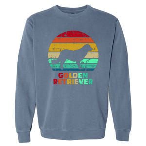 Golden Retriever Retro Silhouette Garment-Dyed Sweatshirt