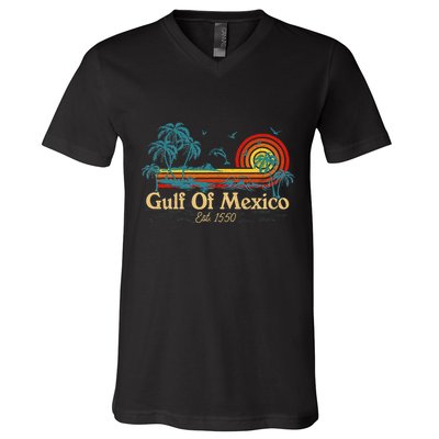 Gulf Of Mexico Est 1550 Retro Vintage Beach Gulf Of Mexico .Png V-Neck T-Shirt