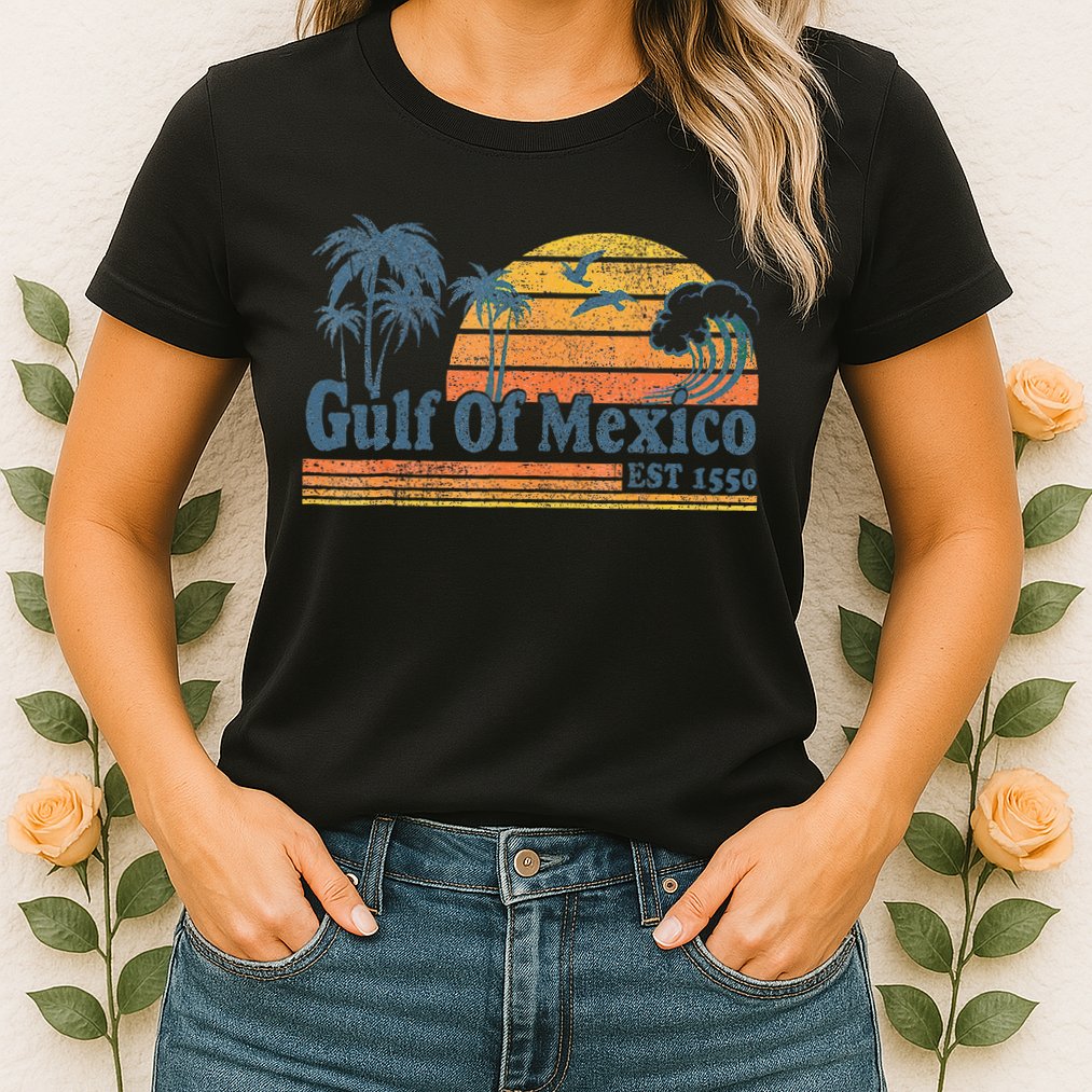 Gulf Of Mexico Est 1550 Retro Vintage Beach Gulf Of Mexico Gift Womens T-Shirt