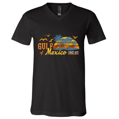 Gulf Of Mexico 1672 Retro Beach Vintage Sunset Historic Map V-Neck T-Shirt