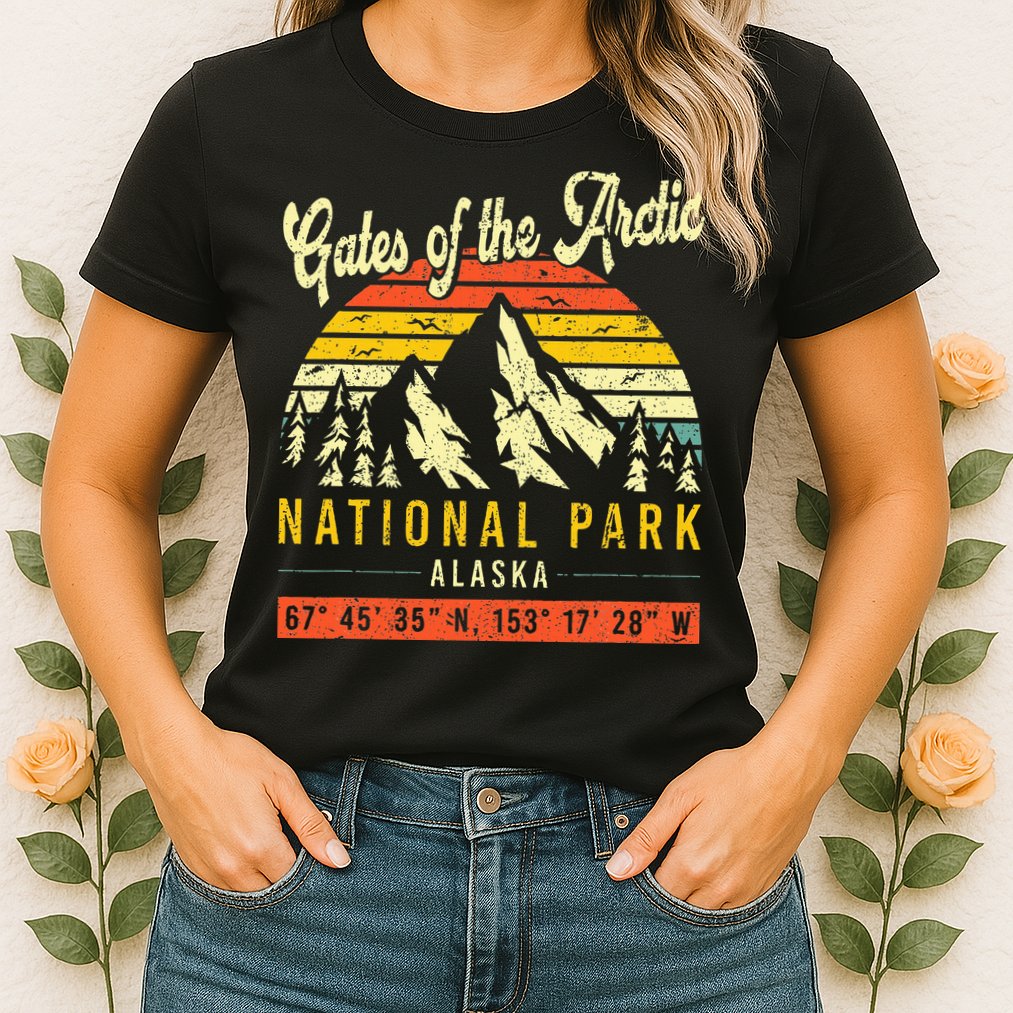 Gates Of The Arctic Vintage Retro Alaska National Park Womens T-Shirt
