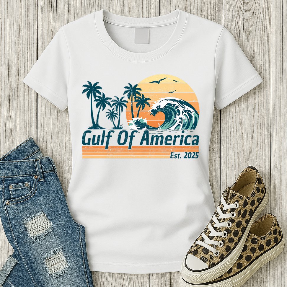 Gulf Of US America Est 2025 Retro Vintage Beach Womens T-Shirt