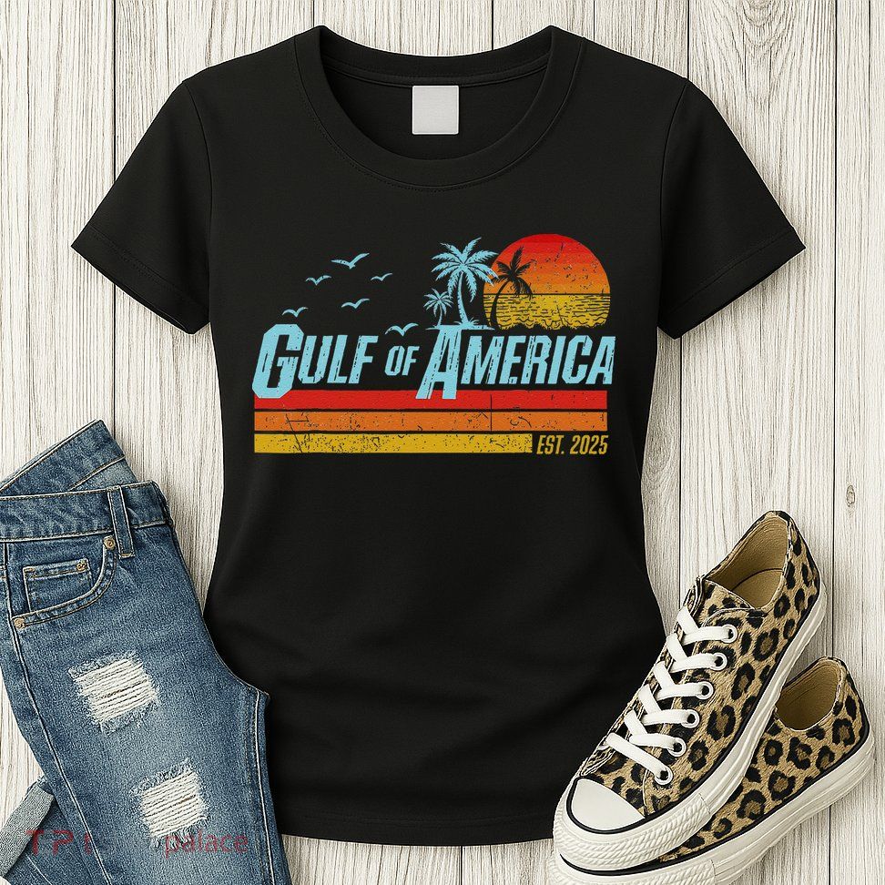 Gulf Of USA America Est 2025 Retro Vintage Beach Womens T-Shirt