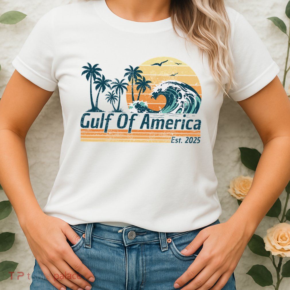 Gulf Of Us America Est 2025 Retro Vintage Beach Womens T-Shirt