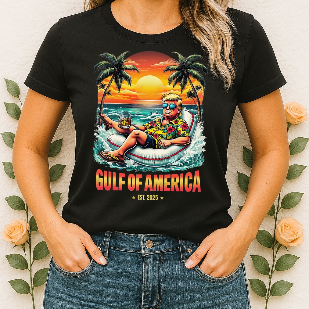 Gulf Of US America Est 2025 Retro Vintage Beach Womens T-Shirt