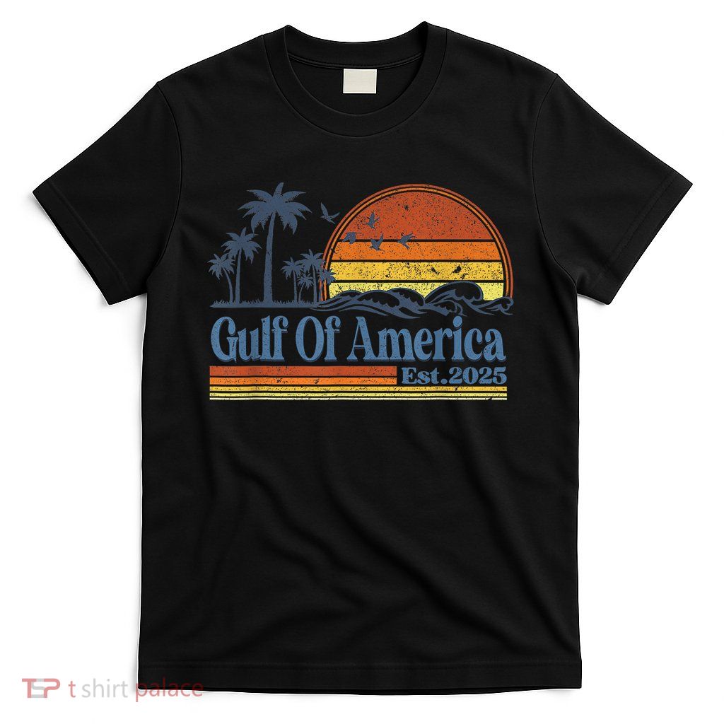 Gulf Of Us America Est 2025 Retro Vintage Beach Sunset T-Shirt