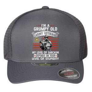 Grumpy Old Veteran Tee Pride Army Sarcasm Retired Flexfit Unipanel Trucker Cap