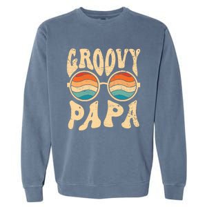 Groovy Papa 70s Aesthetic Nostalgia 1970S Retro Groovy Dad Garment-Dyed Sweatshirt