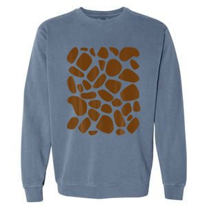 Giraffe Print DIY Pattern Rick Or Reat Jungle Animals Garment-Dyed Sweatshirt