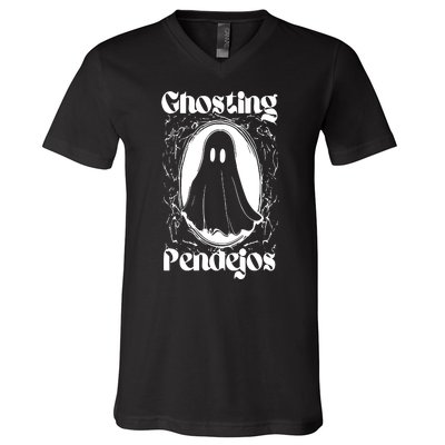 Ghosting Pendejos Funny Mexican Ghost Halloween Meme V-Neck T-Shirt