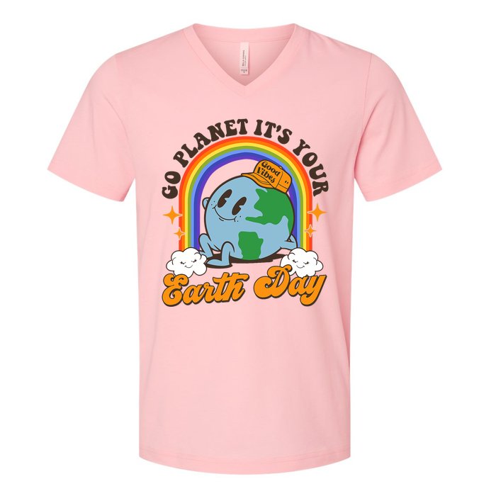 Go Planet Its Your Earth Day Teacher Groovy Environment V-Neck T-Shirt