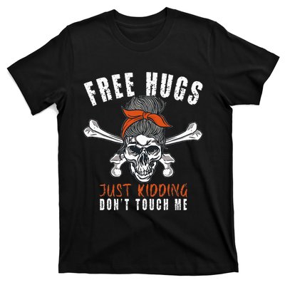 Goth Punk Mom Free Hugs Don't Touch Me Funny Skull T-Shirt