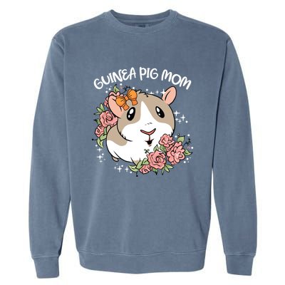 Guinea Pig Mom Cute And Funny Gift For Pet Animal Lovers Mommy Mama Mothers Garment-Dyed Sweatshirt