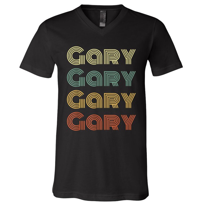 GARY Personalized Name Retro Vintage Gifts For GARY V-Neck T-Shirt