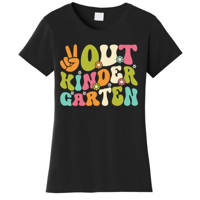 Groovy Peace Out Kindergarten Teacher Last Day Of School Women's T-Shirt