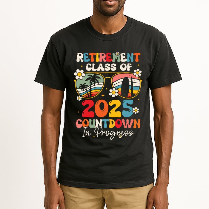 Groovy Retirement Class Of 2025 Countdown In Progress Tall T-Shirt