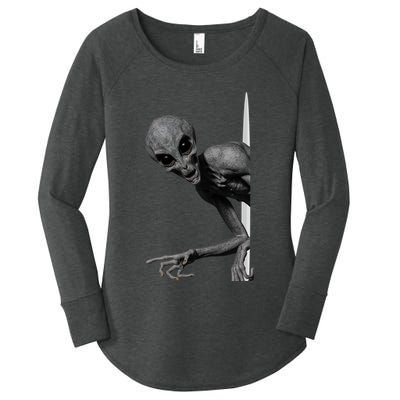 Grey Alien Peaking  Area 51 UFO Abduction Women's Perfect Tri Tunic Long Sleeve Shirt