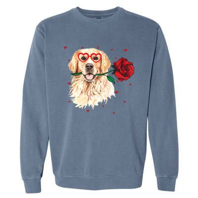 Golden Retriever Face Heart Glasses Valentines Day Dog Lover Gift Garment-Dyed Sweatshirt