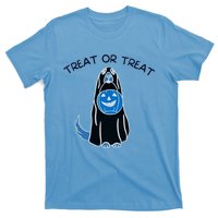 Golden Retriever Ghost Halloween Trick Or Treat Dog Lovers Gift T-Shirt