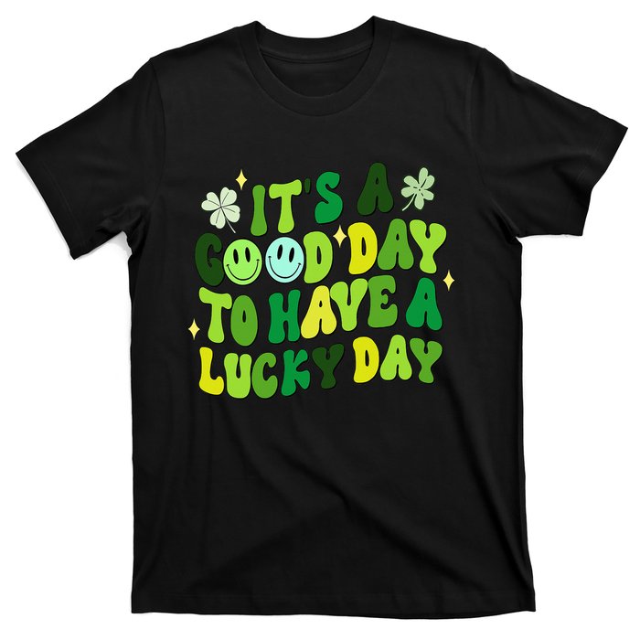 Green Retro Groovy St Patricks Day Party funny T-Shirt