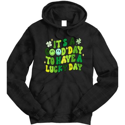 Green Retro Groovy St Patricks Day Party funny Tie Dye Hoodie