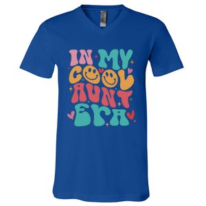 Groovy Retro In My Cool Aunt Era Cool Gifts For Auntie V-Neck T-Shirt