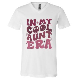 Groovy Retro In My Cool Aunt Era Cool Gifts For Auntie V-Neck T-Shirt