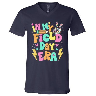 Groovy Retro In My Field Day Era Fun Day Field Trip School V-Neck T-Shirt