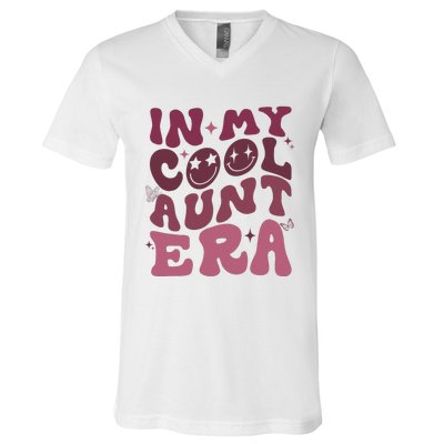 Groovy Retro In My Cool Aunt Era Cool Gifts For Auntie V-Neck T-Shirt