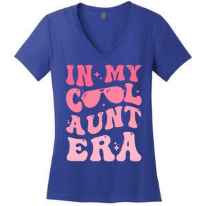 Groovy Retro In My Cool Aunt Era Meaningful Gift Cool Funny Gift For Auntie Gift Women's V-Neck T-Shirt