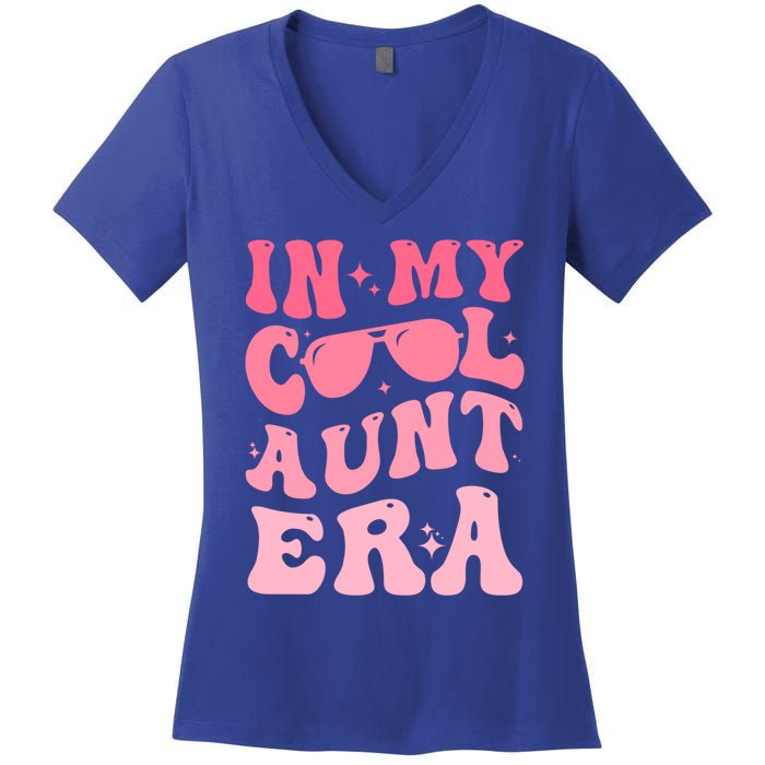 Groovy Retro In My Cool Aunt Era Meaningful Gift Cool Funny Gift For Auntie Gift Women's V-Neck T-Shirt