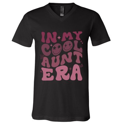 Groovy Retro In My Cool Aunt Era Cool Gifts For Auntie V-Neck T-Shirt