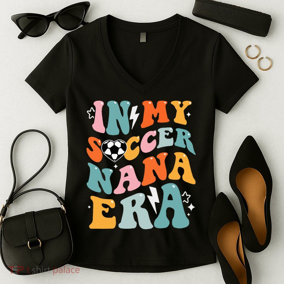 Groovy Retro In My Soccer Nana Era Funny Soccer Women's V-Neck T-Shirt
