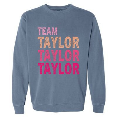 Girl Retro Taylor First Name Personalized Groovy Birthday Garment-Dyed Sweatshirt