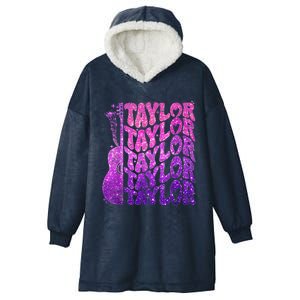 Girl Retro TâYlor First Name Personalized Groovy 80S Pink Hooded Wearable Blanket