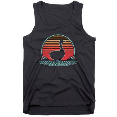 Goose Retro Vintage 80s Style Animal Lover Gift Tank Top