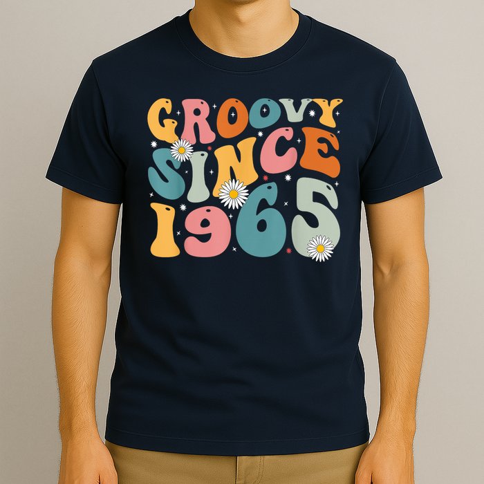 Groovy Since 1965 60th Birthday Retro Born In 1965 T-Shirt