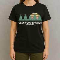 Glenwood Springs Co Vintage Throwback Retro 70s Design T-Shirt