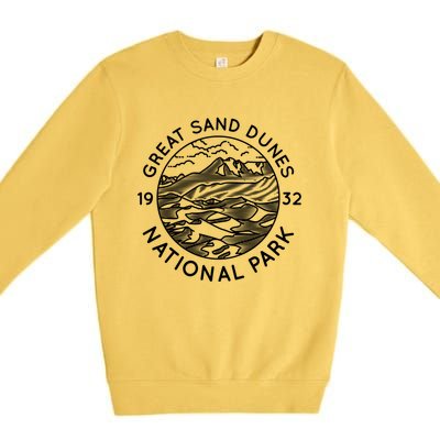 Great Sand Dunes National Park Cool White Line Art Outdoor Gift Premium Crewneck Sweatshirt