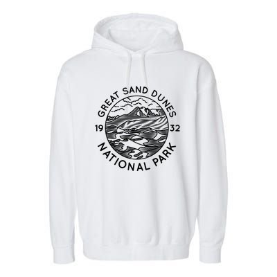 Great Sand Dunes National Park Cool White Line Art Outdoor Gift Garment-Dyed Fleece Hoodie