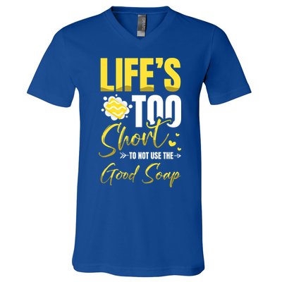 Good Soap Dealer Soap Maker Saponification Geek Meaningful Gift V-Neck T-Shirt